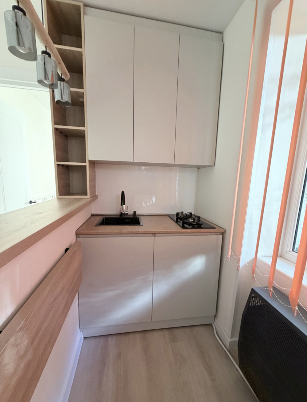 იყიდება 2 ოთახიანი ბინა დიღმის მასივში